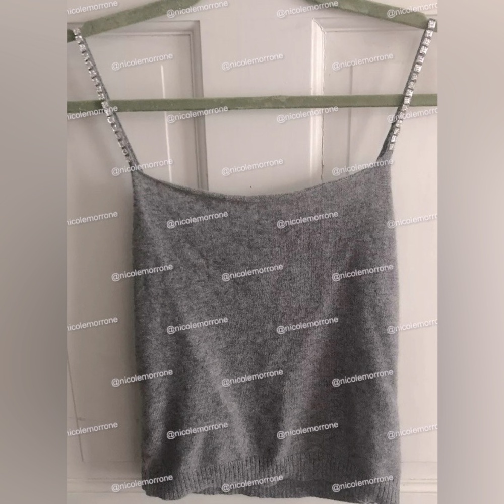 ISO 🔎 Iisli Camisole Tank cashmere Lisli ASO Jessica Simpson